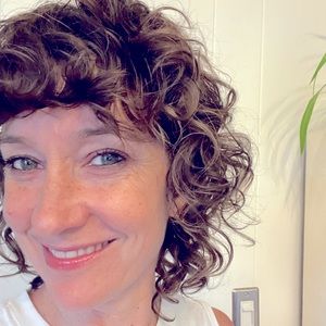 Meet your Posher, Whitney